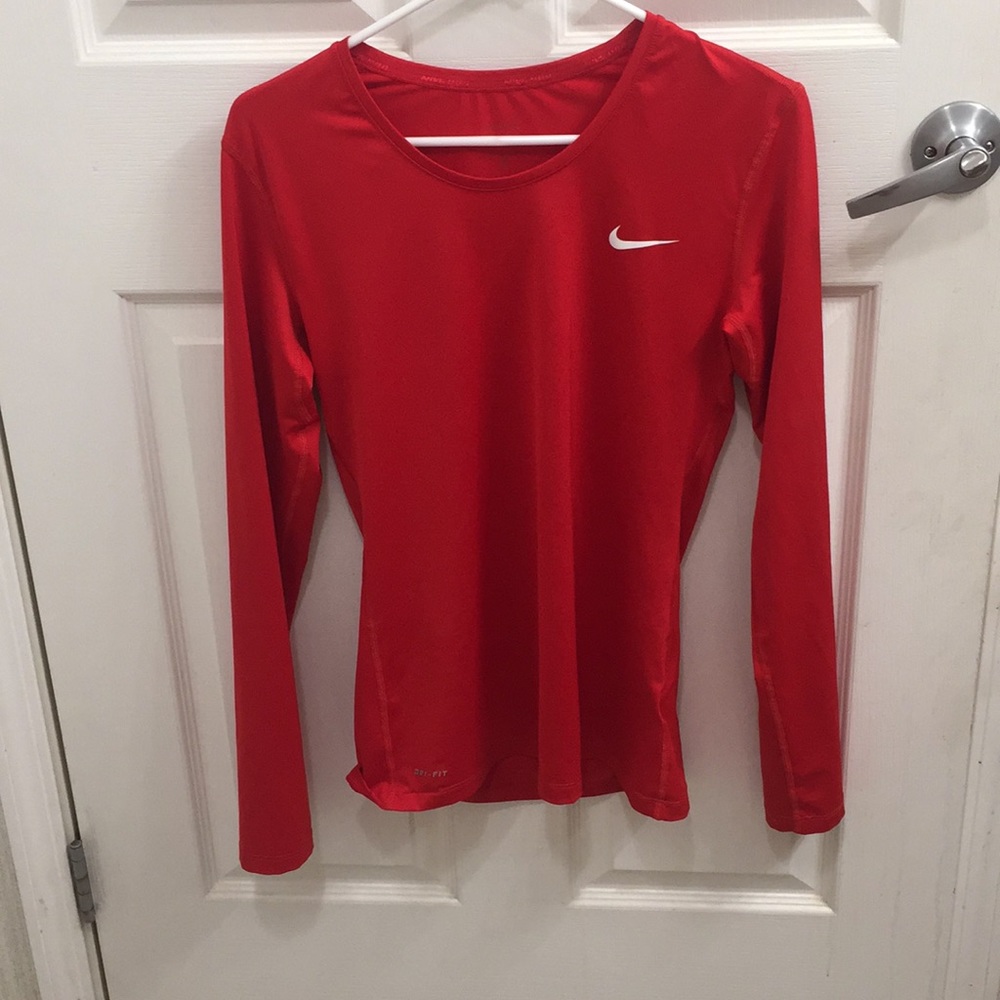 Nike pro top
